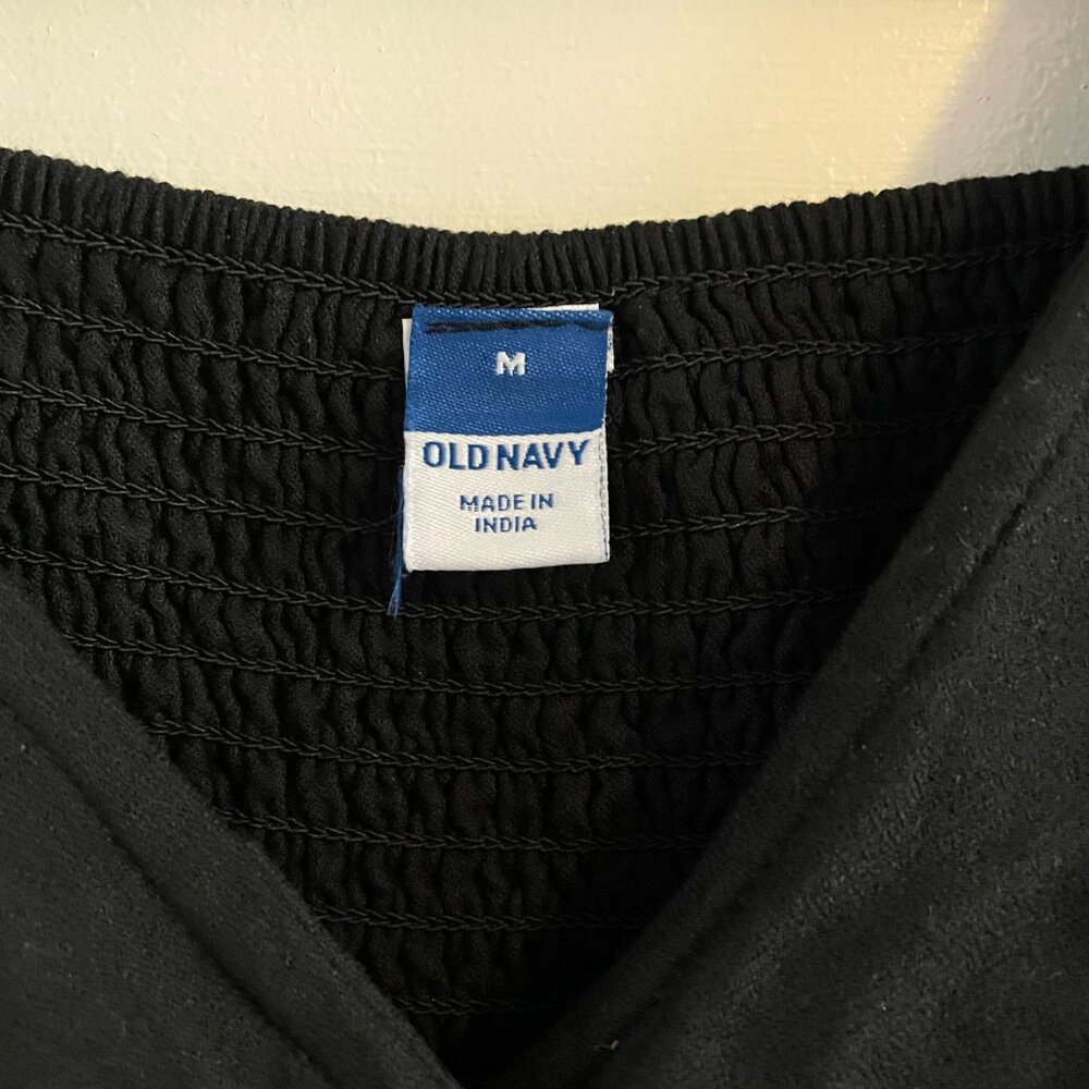 Old Navy Button Smocked Back Flutter Sleeve Dress M NWOT - Picture 8 of 9